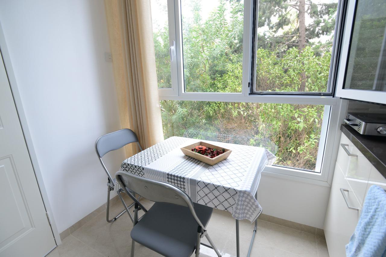 Olga Beach Apartment 28 하이파 외부 사진